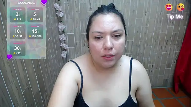 solyeria online show from March 2026 03:56:01 AM