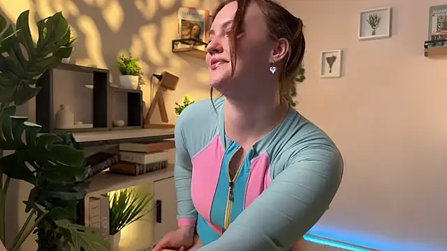 Snapshot of Lella_Ryann_ chatting on October 2025 07:58:02 AM Lella Ryann online show from October 2025 07:58:02 AM