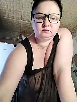 Holly-69 online show from April 2026 11:42:02 AM