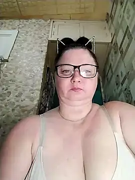 Holly-69 online show from June 2026 05:10:02 PM