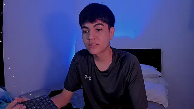 Snapshot of JaycoThomas chatting on January 2025 04:49:02 PM JaycoThomas online show from January 2025 04:49:02 PM