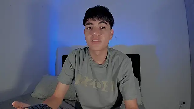Snapshot of JaycoThomas chatting on January 2025 03:17:02 AM JaycoThomas online show from January 2025 03:17:02 AM