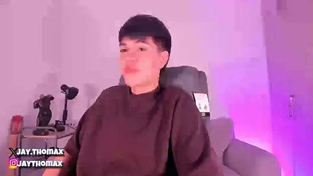 Snapshot of JaycoThomas chatting on February 2025 07:00:01 PM JaycoThomas online show from February 2025 07:00:01 PM