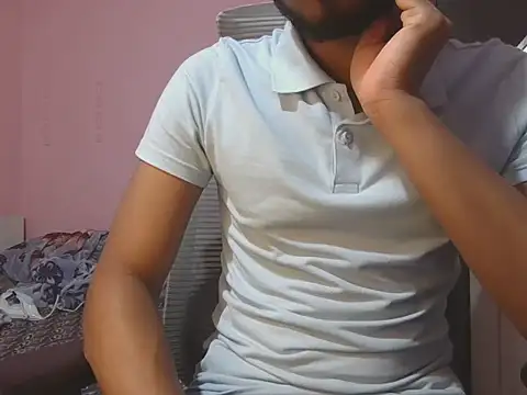 Snapshot of KissesBoyAD chatting on September 2025 05:14:02 PM KissesBoyAD online show from September 2025 05:14:02 PM