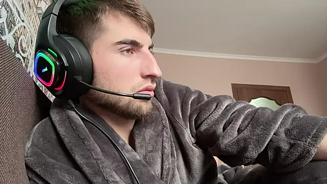 Snapshot of JackyAndHelen chatting on December 2024 11:22:02 AM JackyAndHelen online show from December 2024 11:22:02 AM