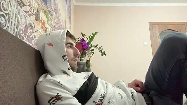 Snapshot of JackyAndHelen chatting on December 2024 10:06:01 PM JackyAndHelen online show from December 2024 10:06:01 PM