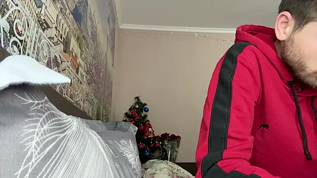 Snapshot of JackyAndHelen chatting on December 2024 10:20:02 PM JackyAndHelen online show from December 2024 10:20:02 PM