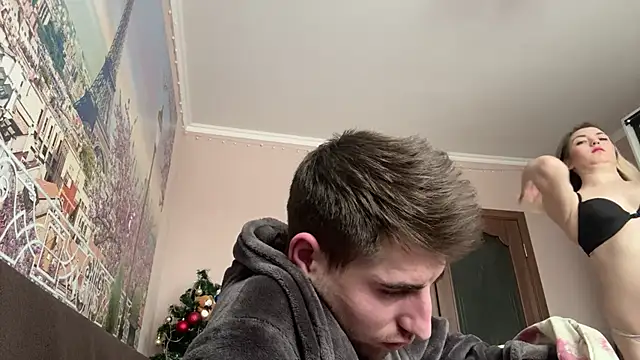 Snapshot of JackyAndHelen chatting on January 2025 08:52:01 AM JackyAndHelen online show from January 2025 08:52:01 AM