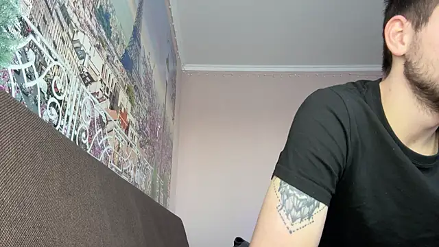 Snapshot of JackyAndHelen chatting on February 2025 01:46:01 PM JackyAndHelen online show from February 2025 01:46:01 PM