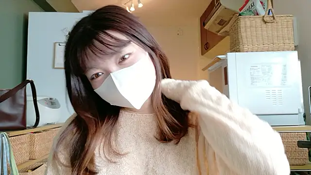 Snapshot of _Yui_ chatting on November 2025 03:18:02 AM Yui online show from November 2025 03:18:02 AM