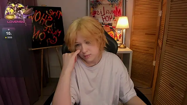 Snapshot of fiamoory chatting on January 2025 05:04:02 AM fiamoory online show from January 2025 05:04:02 AM