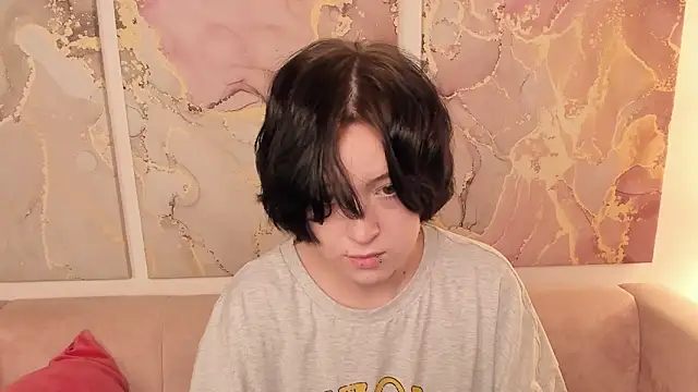 fiamoory online show from November 2025 08:04:02 AM