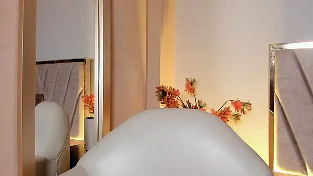 LaraGoldd online show from March 2026 12:48:02 AM