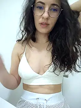 saidaskye online show from May 2026 09:17:01 AM