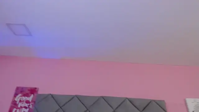 SaraSchmitt online show from February 2025 07:16:02 PM