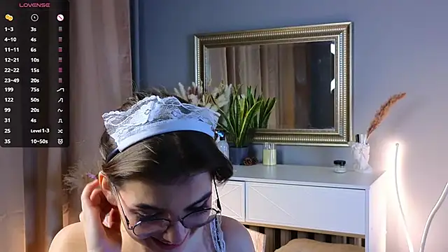 Snapshot of FlairEdgin chatting on February 2025 02:32:02 AM FlairEdgin online show from February 2025 02:32:02 AM