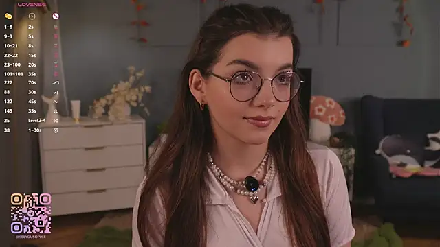 FlairEdgin online show from November 2025 07:07:02 PM