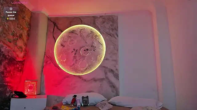 Snapshot of JulietaKane chatting on February 2026 05:04:01 AM JulietaKane online show from February 2026 05:04:01 AM