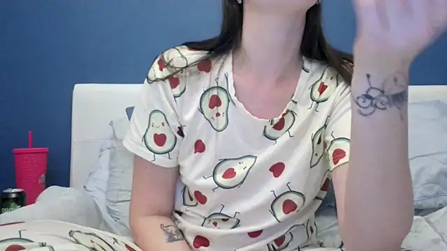 LexiSnowUK online show from September 2025 09:40:02 PM