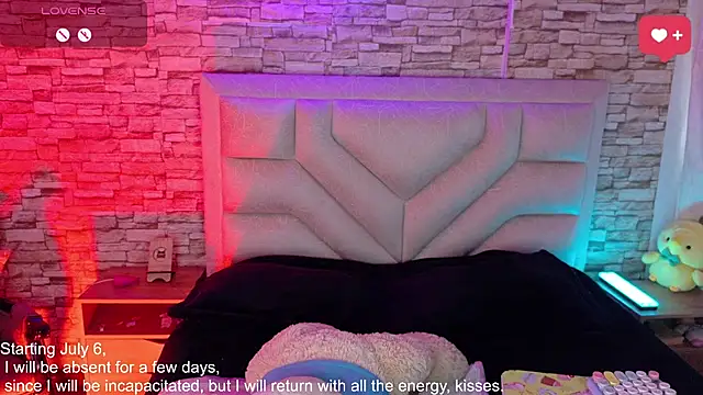  jade white  online show from June 2026 01:43:02 PM