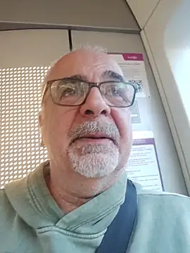 Satiro Sevilla online show from November 2025 03:34:01 PM