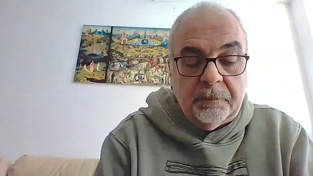 Satiro Sevilla online show from November 2025 10:27:01 AM