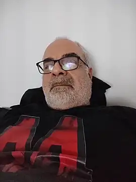 Satiro Sevilla online show from December 2025 11:56:02 PM