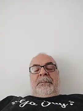Snapshot of Satiro_Sevilla chatting on May 2026 11:26:01 AM Satiro Sevilla online show from May 2026 11:26:01 AM