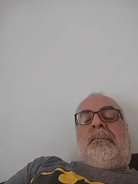 Snapshot of Satiro_Sevilla chatting on May 2026 05:09:02 PM Satiro Sevilla online show from May 2026 05:09:02 PM