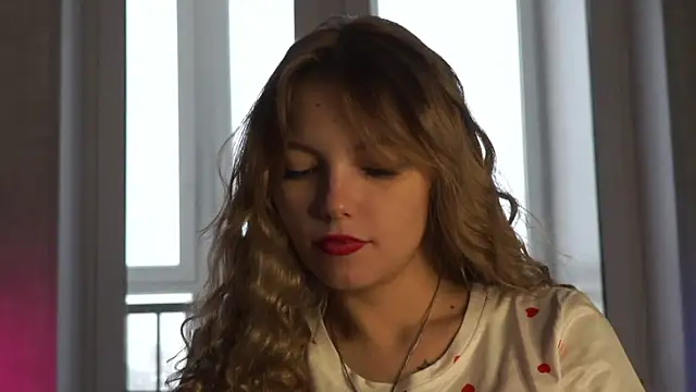 Snapshot of norakisses chatting on December 2024 09:17:01 AM norakisses online show from December 2024 09:17:01 AM