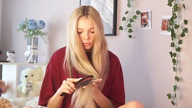 norakisses online show from May 2026 07:46:01 AM