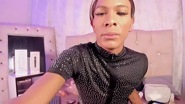 Strella ferrera online show from January 2026 01:31:01 AM