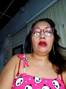 Snapshot of anniecoopeer chatting on January 2025 11:24:01 AM anniecoopeer online show from January 2025 11:24:01 AM