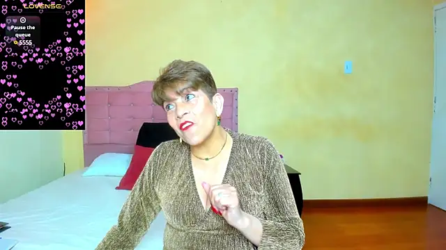 Snapshot of Angelina_Stone_65 chatting on December 2024 02:44:01 PM Angelina Stone 65 online show from December 2024 02:44:01 PM