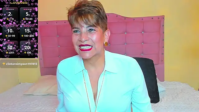 Snapshot of Angelina_Stone_65 chatting on January 2025 08:09:01 PM Angelina Stone 65 online show from January 2025 08:09:01 PM