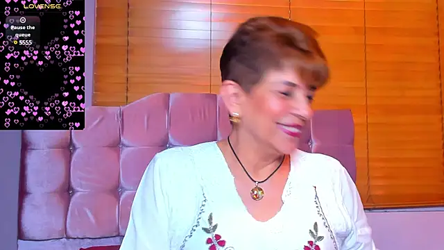 Snapshot of Angelina_Stone_65 chatting on January 2025 07:20:01 PM Angelina Stone 65 online show from January 2025 07:20:01 PM