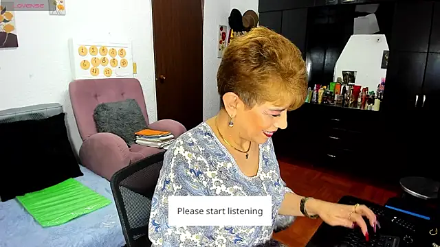 Angelina Stone 65 online show from May 2026 09:55:02 PM