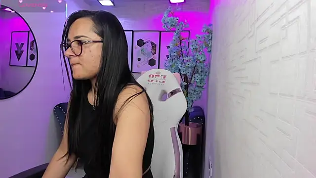 Tiara rr online show from February 2026 03:32:02 AM