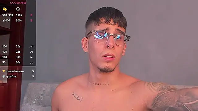 Snapshot of iamcamiloo_ chatting on December 2024 12:36:02 AM iamcamiloo online show from December 2024 12:36:02 AM