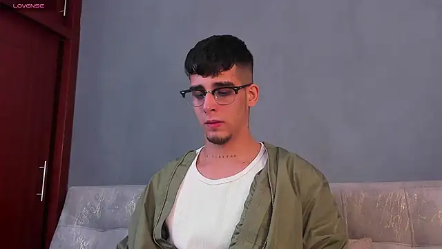 Snapshot of iamcamiloo_ chatting on January 2025 10:17:01 AM iamcamiloo online show from January 2025 10:17:01 AM