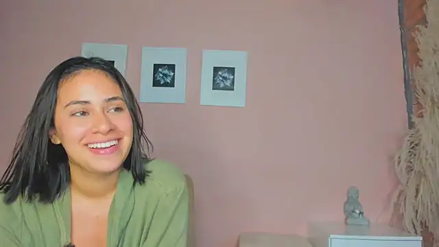 salavictoria online show from January 2025 06:35:01 PM