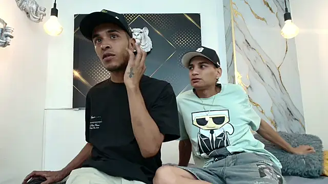 JordanAndAndrew online show from December 2025 08:47:02 PM