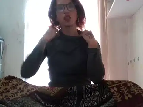 Snapshot of MadelBekkaTRANS chatting on January 2025 09:00:01 PM MadelBekkaTRANS online show from January 2025 09:00:01 PM