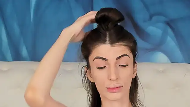 Snapshot of SkinnyDolly chatting on October 2025 02:09:02 AM SkinnyDolly online show from October 2025 02:09:02 AM