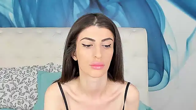 Snapshot of SkinnyDolly chatting on October 2025 03:01:02 AM SkinnyDolly online show from October 2025 03:01:02 AM