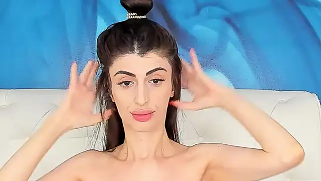 SkinnyDolly online show from February 2026 10:08:01 PM