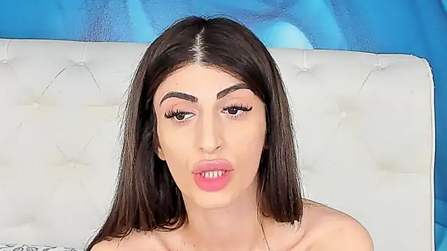 SkinnyDolly online show from February 2026 09:44:01 PM