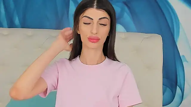 SkinnyDolly online show from February 2026 09:49:01 PM