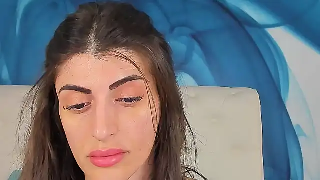 SkinnyDolly online show from April 2026 02:53:02 AM