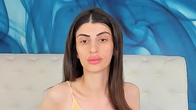 SkinnyDolly online show from June 2026 03:33:02 AM